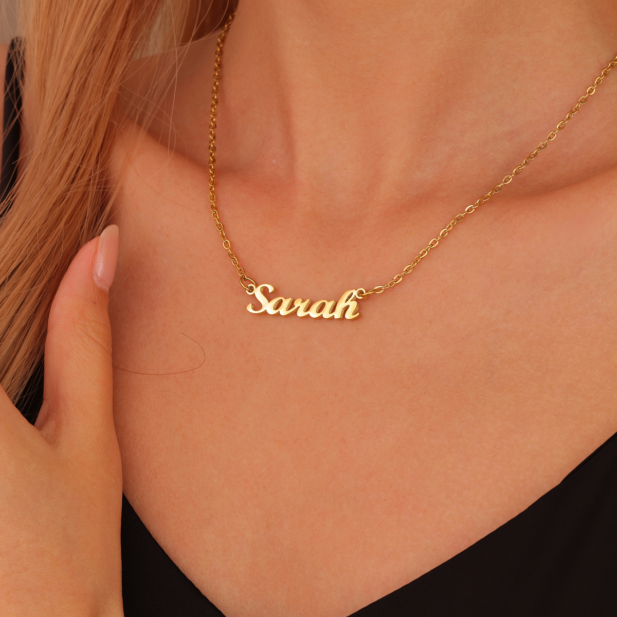 Personalised Name Necklace – Cursive Script Pendant